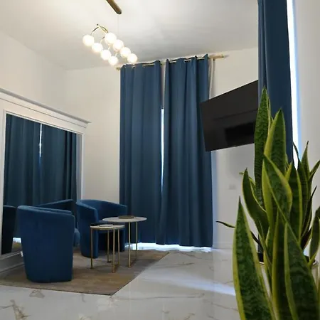 Nm Luxury Couette-café