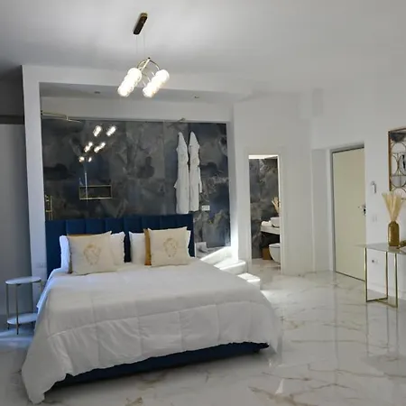 Oda ve Kahvaltı Nm Luxury 4*