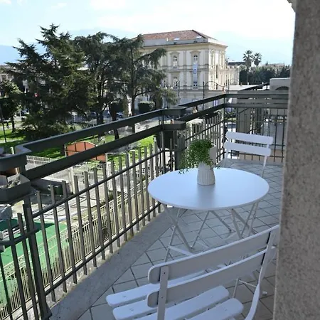 Nm Luxury Oda ve Kahvaltı 4*