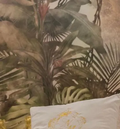 Nm Luxury Oda ve Kahvaltı 4*