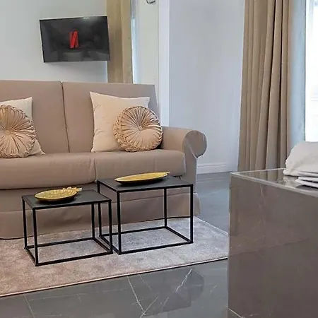 Oda ve Kahvaltı Nm Luxury Pompei