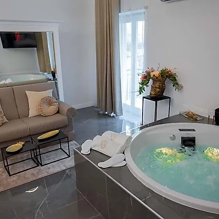 Nm Luxury Pompei