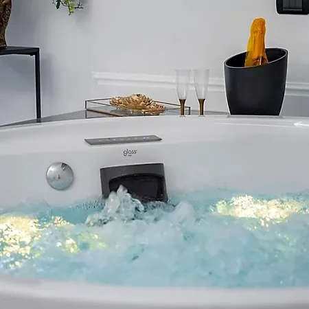 Oda ve Kahvaltı Nm Luxury 4*
